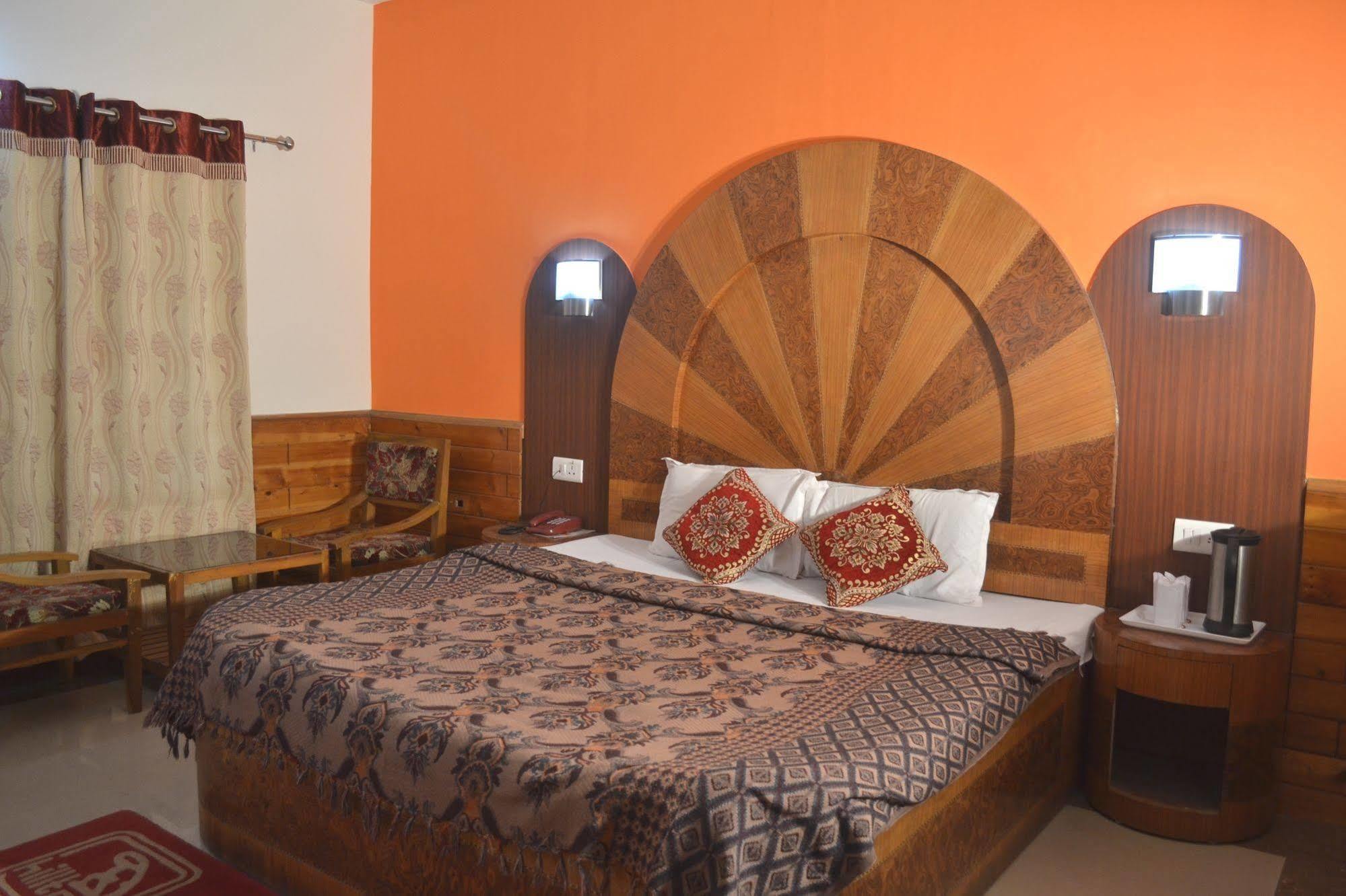 Hilltone Resorts & Spa Manali  Bagian luar foto